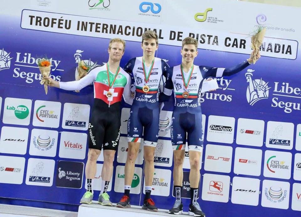 Consecutive triumph for Oliveira brothers