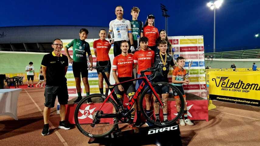 DRAG Bicycles Track Cycling League in the best hands.